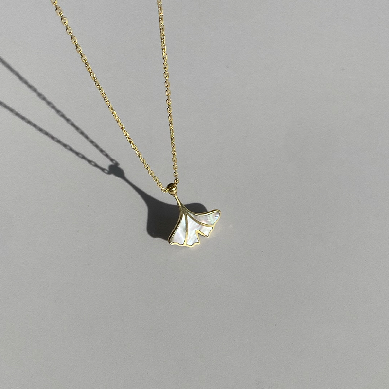 Ginkgo Biloba Kolye