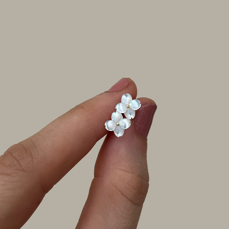 Sakura Küpe