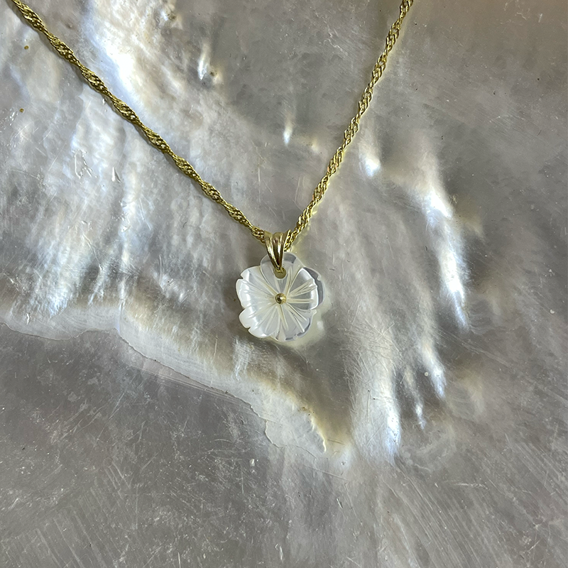 Peony Beyaz Kolye Ve Küpe Set